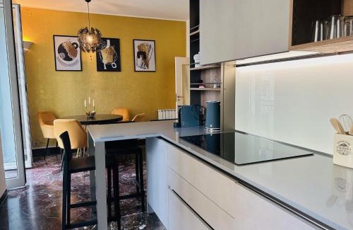 Carignano Apartment | Casa Crema con vista mare