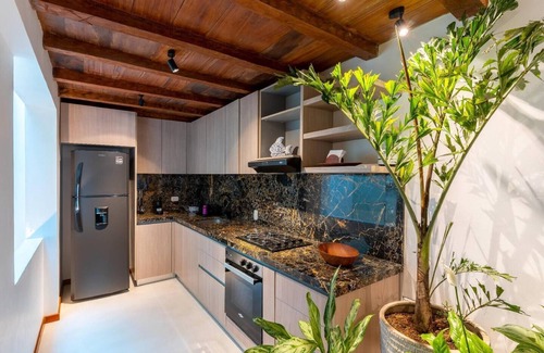 Cartagena Walled City House | Casa Cuero - Rooftop Pool - Historic Center