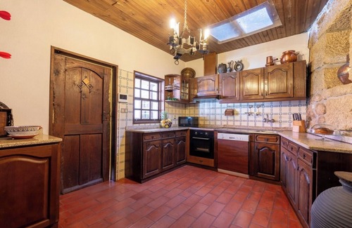 Vassal House | Casa da Concha by Host Wise