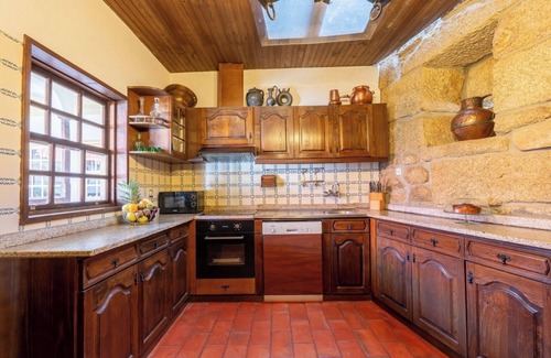 Vassal House | Casa da Concha by Host Wise