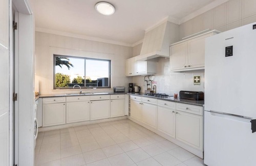 Salema House | Casa da Ermida near the beach and golf course