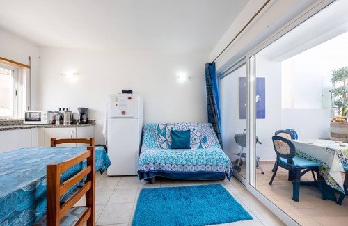 Salema House | Casa Da Paz and Love