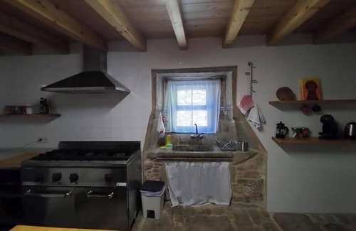 Sardinero House | Casa das Peritas. Tradicional house with spacious spaces filled with comfort.