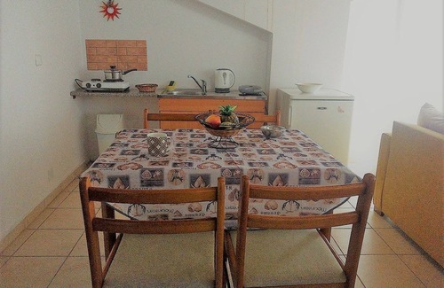 Vlachata House | Casa De Blue Studios & Apartments