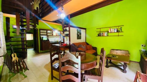 Jardim Flamboyant House | Casa de Campo - Condomínio Arco Íris