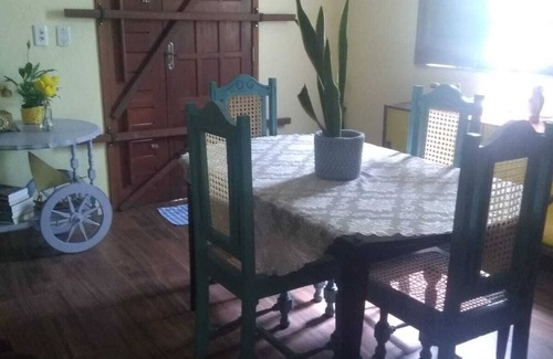 Pacoti Cottage | Casa de Campo em Sitio, com um Belo Jardim e Fogueira. Aceitamos Pets