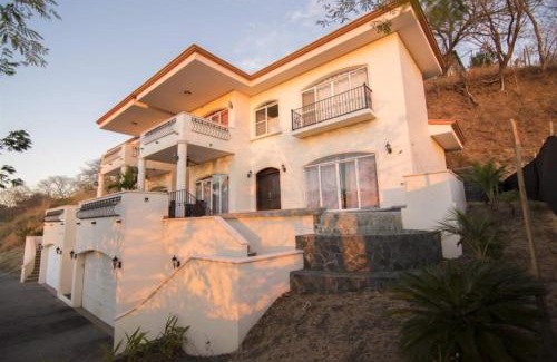 Playa Hermosa House | Casa De Gigi