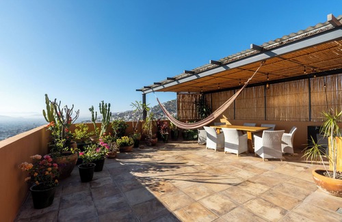 Oaxaca House | Casa de la Cruz, Para Hasta 6 Personas con Hermosa Vista de la Ciudad de Oaxaca