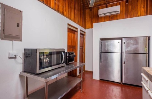 Playa Flamingo House | Casa de la Playa- Beachfront Home at Flamingo