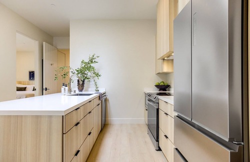 Santa Barbara Apartment | Casa De La Vina Unit 12 - Boutique Apartment