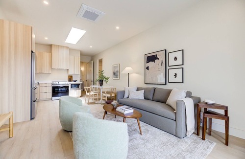 Santa Barbara Apartment | Casa De La Vina Unit 13 - Boutique Apartments