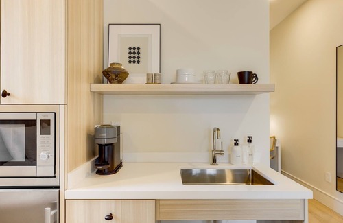 Santa Barbara Apartment | Casa De La Vina Unit 1 - Boutique Suites