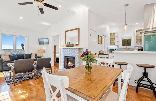 Village of La Jolla House | Casa de las Sirena | 1BR La Jolla Beach Cottage