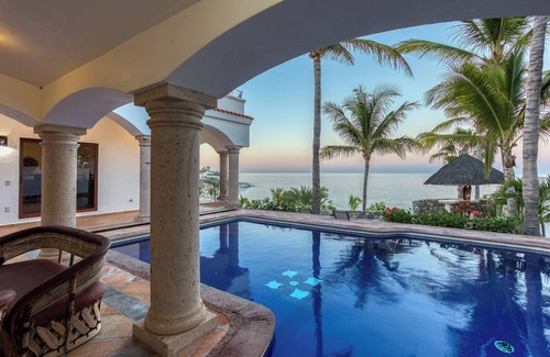 Buenavista House | Casa de las Sonrisas - Beachfront Oasis w/Pool