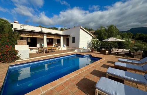 Tolox House | Casa De Olivos Carola