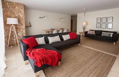 Serra da Azoia Villa | Casa de Praia e Campo