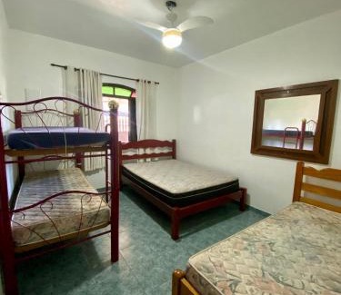 Itanhaem House | Casa de praia espaçosa