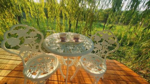 Baia de Fier House | Casa de vacanta Madalina