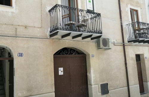 Old Town Apartment | Casa Dei Normanni COSTANZA