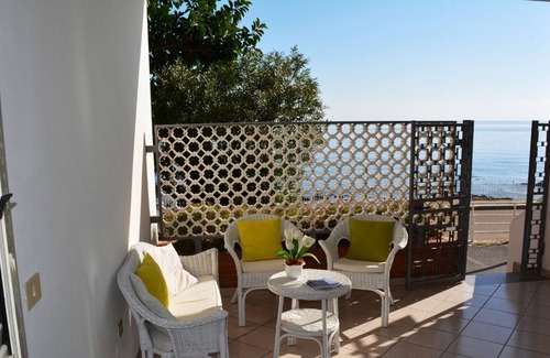 Cala Gonone Villa | Casa Del Mare - Two Bedroom Villa, Sleeps 5
