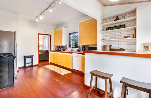 Alberta Arts District Apartment | Casa del Sol - Walk to Alberta Arts District
