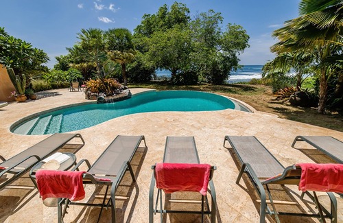 Playa Negra House | Casa Dewey Pacifica Luxury Beachfront Living in Playa Negra