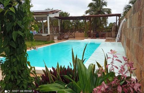 Icarai de Amontada House | Casa Dférias Icaraizinho - piscina, cascata hidro