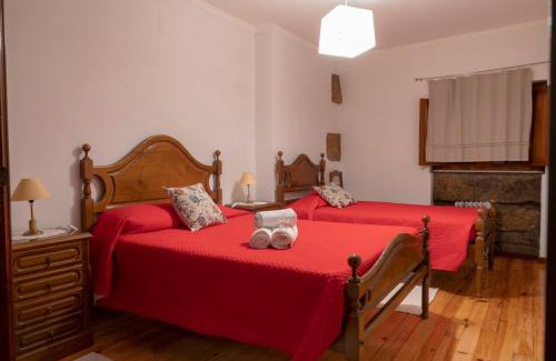 Campo de Gerez House | Casa do Palheiro
