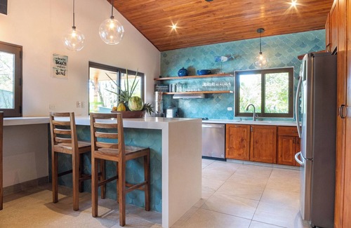 Playa Guiones House | CASA DOS COCOS | 4 BR HOME, WALK TO BEACH & SURF!