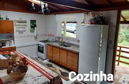 Jardim Europa House | Casa dos Pinheiros Campos do Jordão