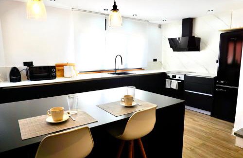 Puente Nuevo House | Casa El Acebal