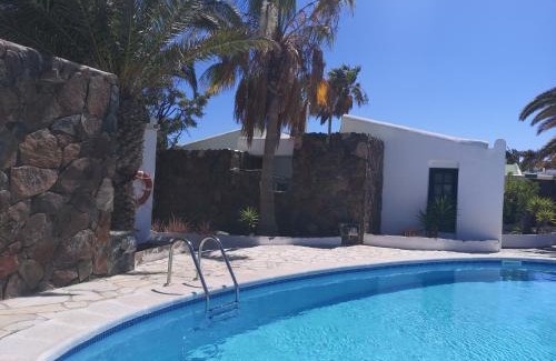 Solana del Matorral Ski Chalet | Casa EL JARDIN