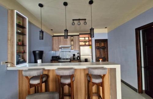 San Antonio Palopo Apartment | Casa El Viajero Palopo