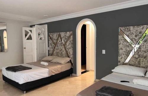 Los Naranjos Villa | Casa en el poblado - Tesoro