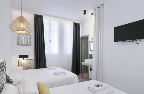 Collblanc y La Torrassa House | Casa Nanit Hostal habitacion 2