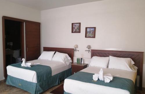 Ruta Independencia Hotel | Casa Esmeralda Hotel