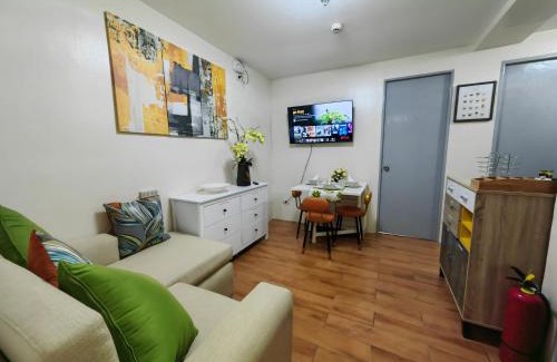 Sasa Apartment | Casa Felicitas 3 -Spacious Comfy Cosy 2 Bdr Unit at Seawind Condominium