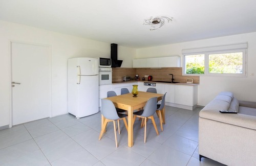 Bourg-en-Bresse House | Casa Fernandes with heated indoor swimming pool