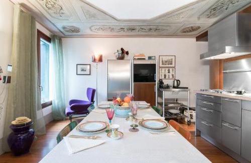 Castello House | Casa Flavia ai Morosini - Luxury apartment with Canal View