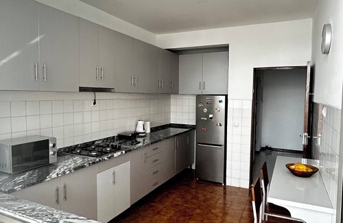 Praia Apartment | Casa Fortes Spacious family apartment near the beach and city center