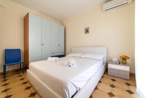Province of Messina Apartment | Casa fronte mare a San Saba