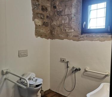 Montegrimano House | Casa Giogano