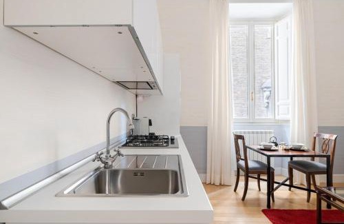 Rione VII Regola Apartment | Casa Giulia, a Burghesius home