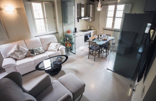 Lucca Historical Center Apartment | Casa Helene in Lucca