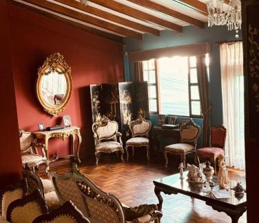 Cumbaya House | Casa Histórica Deluxe Cumbayá