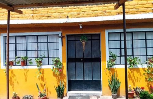 San Juan Bautista Apartment | Casa Hospedaje