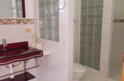 Santa Clara House | Casa Hostal Genesis