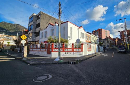 Chapinero Apartment | Casa hotel Victoria