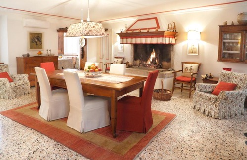 Polcenigo Villa | Casa In Borgo