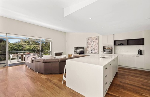 Eagle Bay Apartment | Casa Indigo Modern Bushland Retreat by the Sea